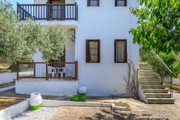 Skopelos Evergreen Apartments 2