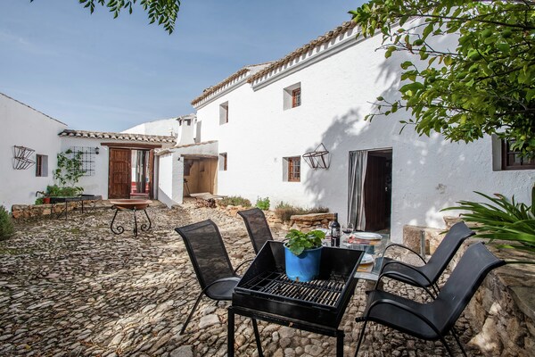 La Casa Vieja
