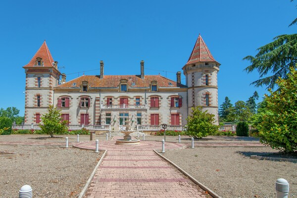 Chateau de Lastours - appartement Jasmin