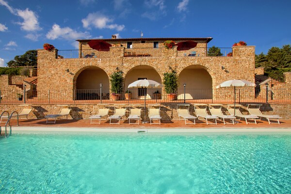 Villa Tuoro