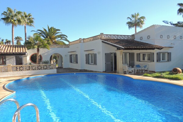 Villa 52