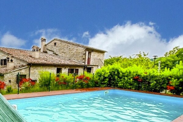 Mansion Marche