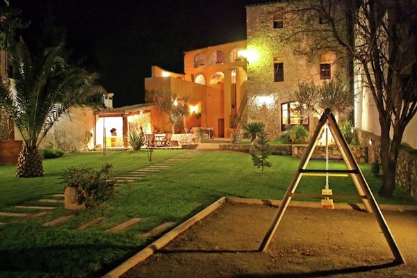 Mansion Costa Brava