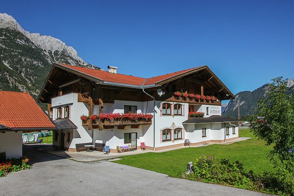 Vakantie accommodatie Tirol Oostenrijk 5 personen Vakantie accommodatie Tirol Oostenrijk 5 personen