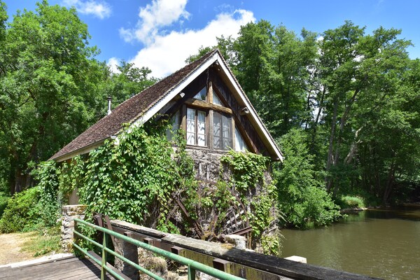 Le Moulin
