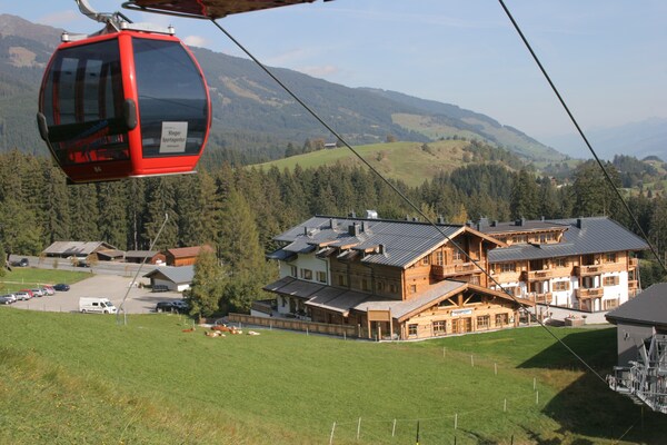 Panorama Chalet 8