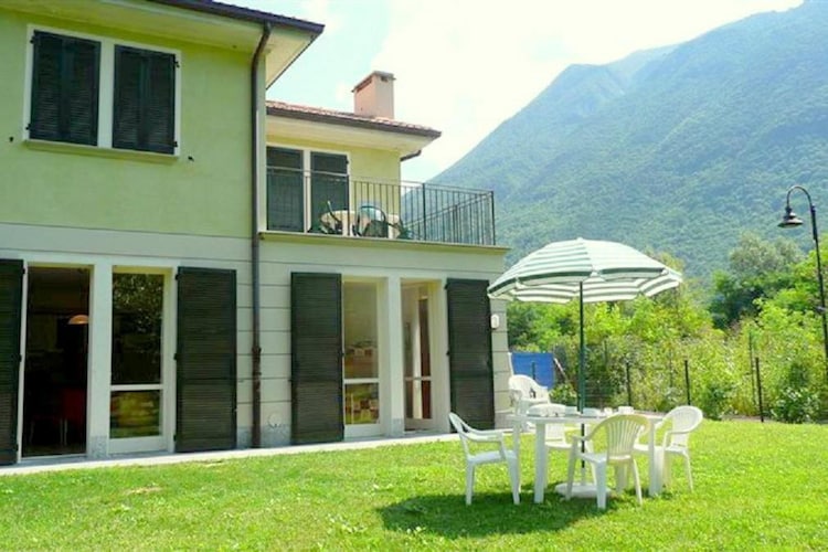 Apartment Lakes of Italy