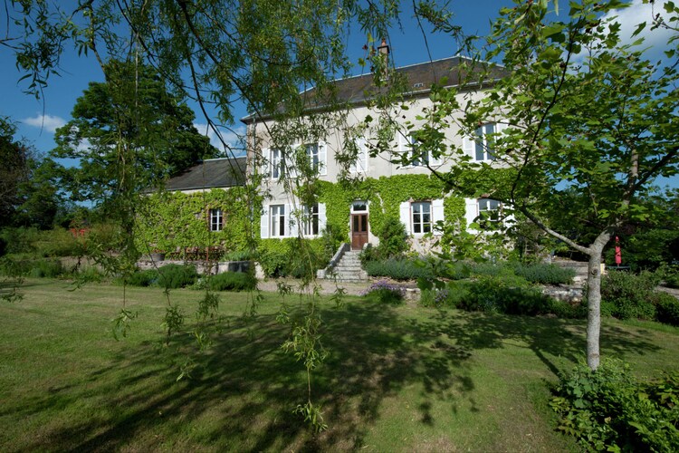 Mansion Burgundy