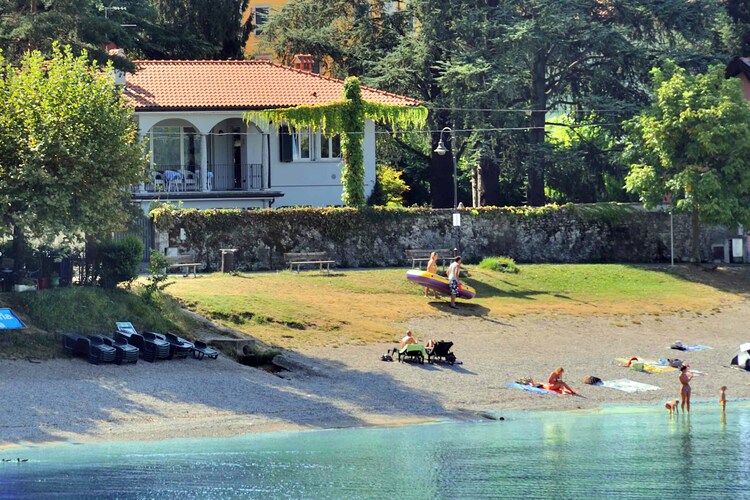 Villa Lakes of Italy