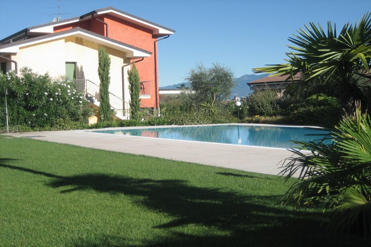 Apartment Lakes of Italy