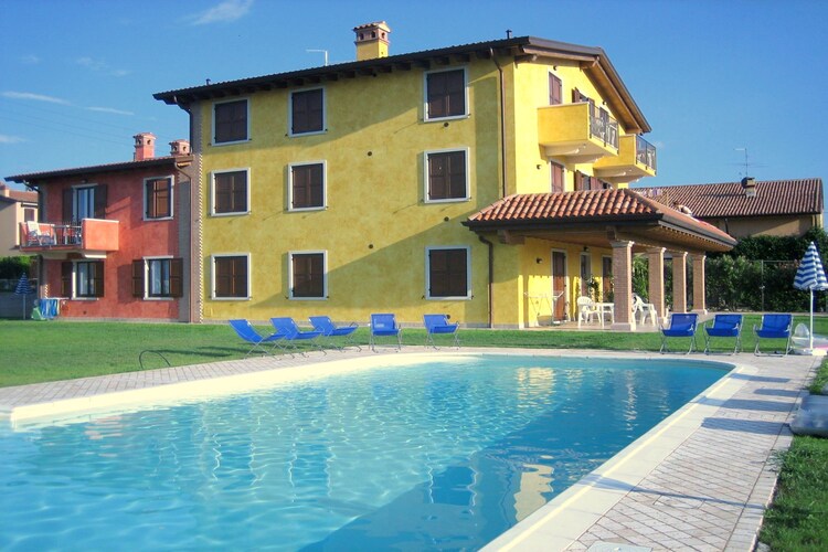 Apartment Lakes of Italy