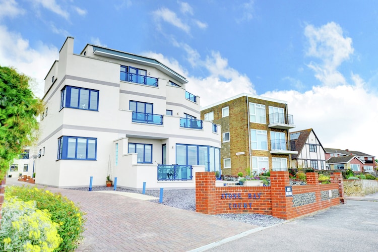 Apartment Kent