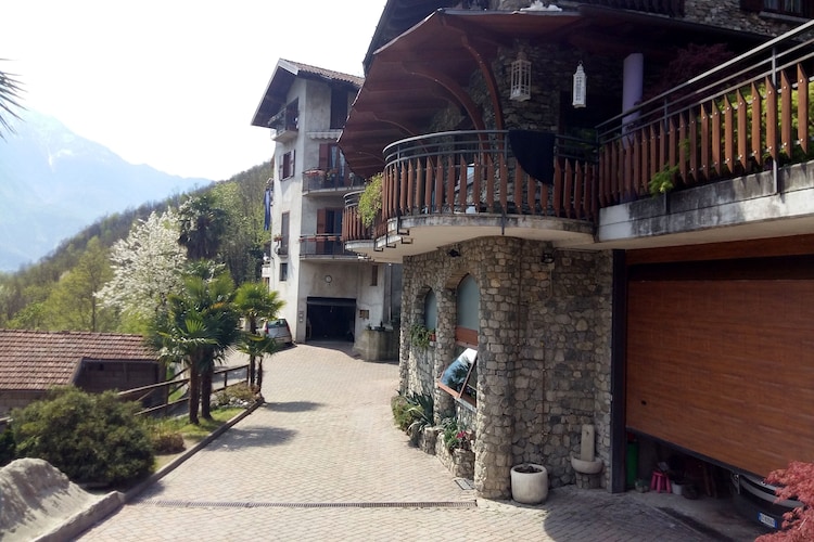 Apartment Lakes of Italy
