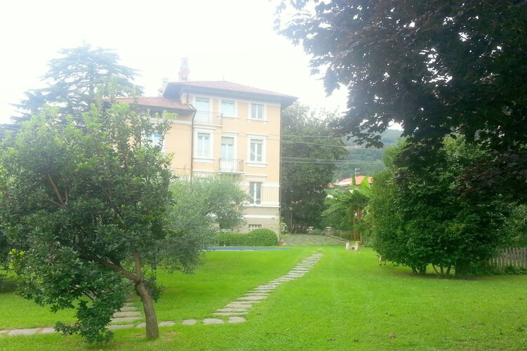 Mansion Lakes of Italy