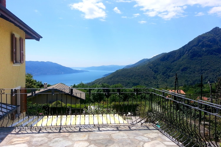 Villa Lakes of Italy