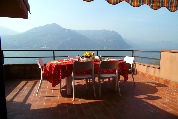 Apartment Lakes of Italy