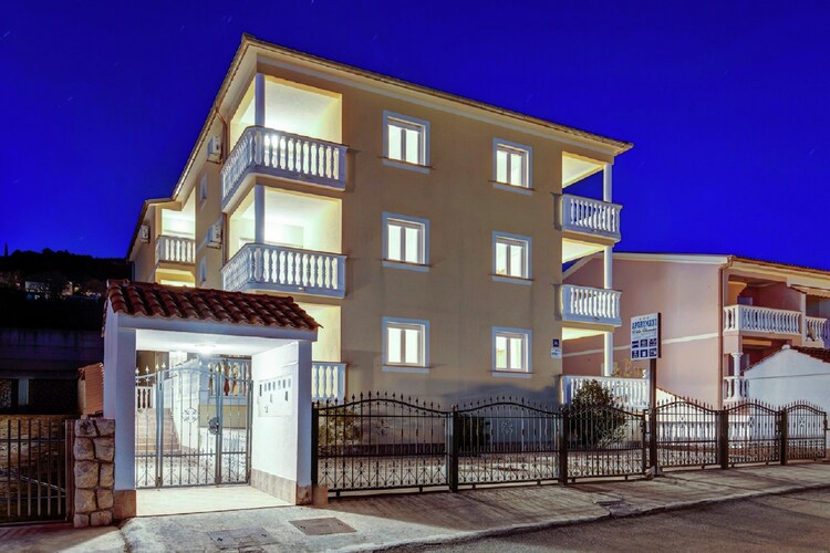 Apartment Kvarner