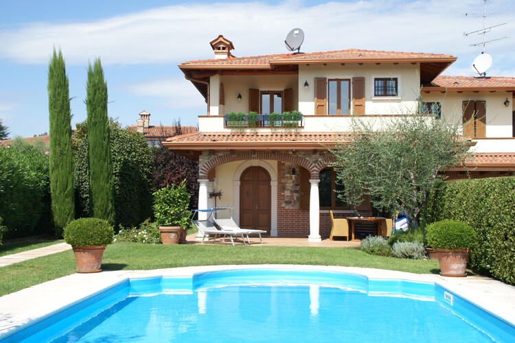 Holiday home Lakes of Italy