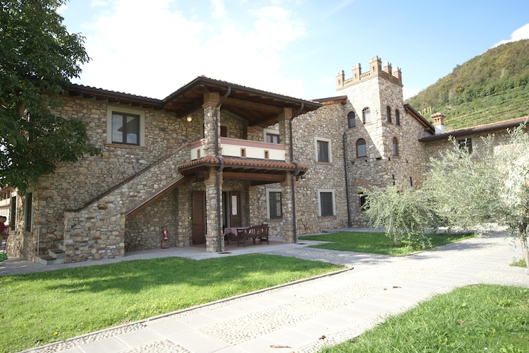 Apartment Lakes of Italy