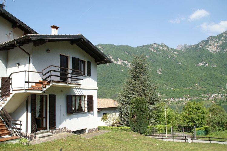 Holiday home Lakes of Italy