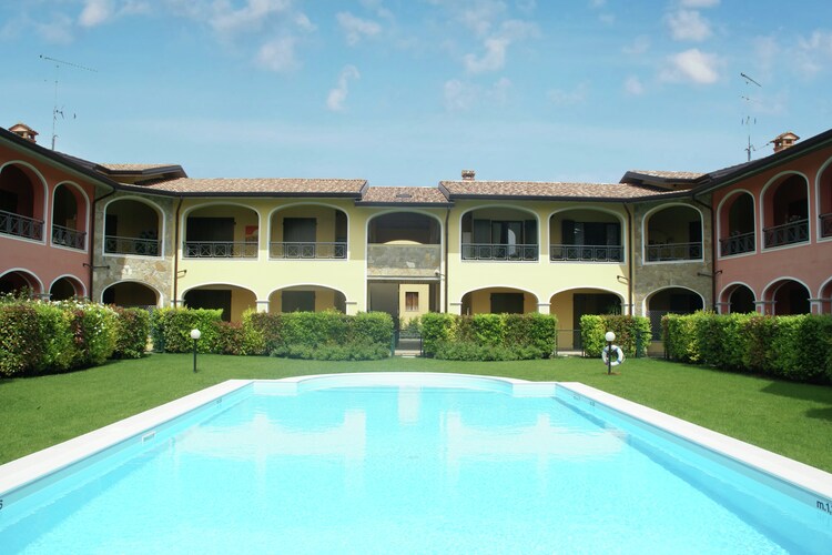 Apartment Lakes of Italy