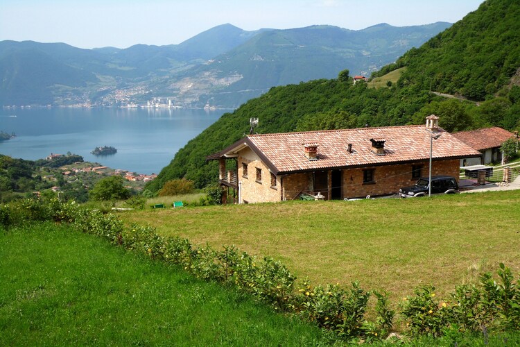 Chalet Lakes of Italy