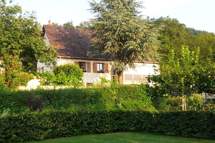 Cottage Burgundy