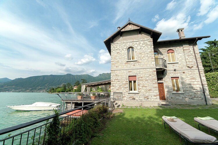 Holiday home Lakes of Italy