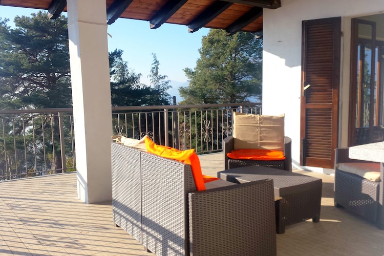 Holiday home Lakes of Italy