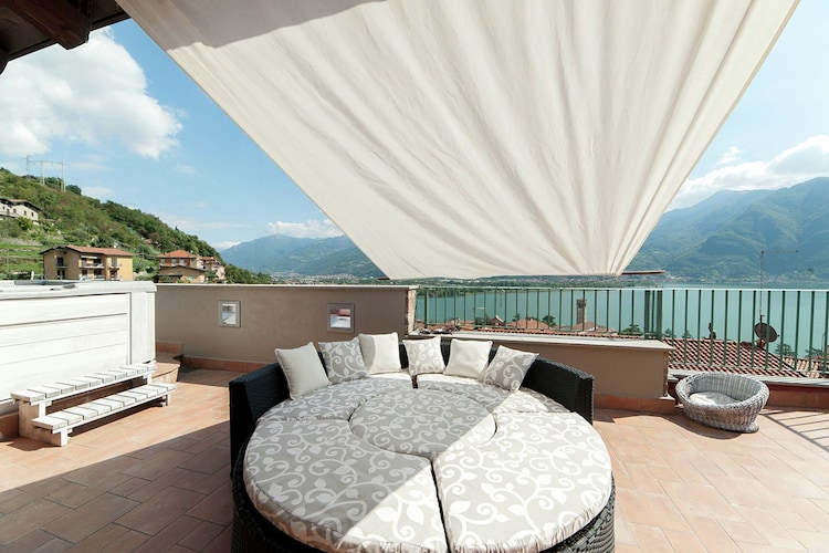Holiday home Lakes of Italy