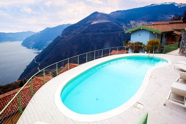 Apartment Lakes of Italy