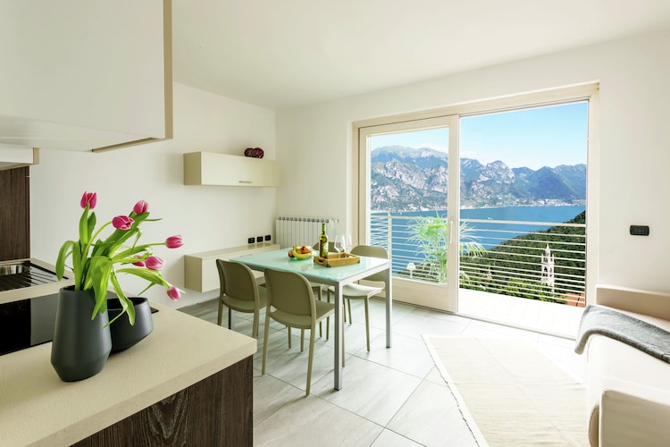 Apartment Lakes of Italy