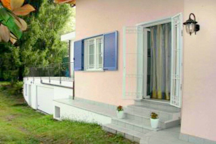 Apartment Lakes of Italy