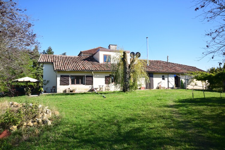 Holiday home Midi-Pyrenees