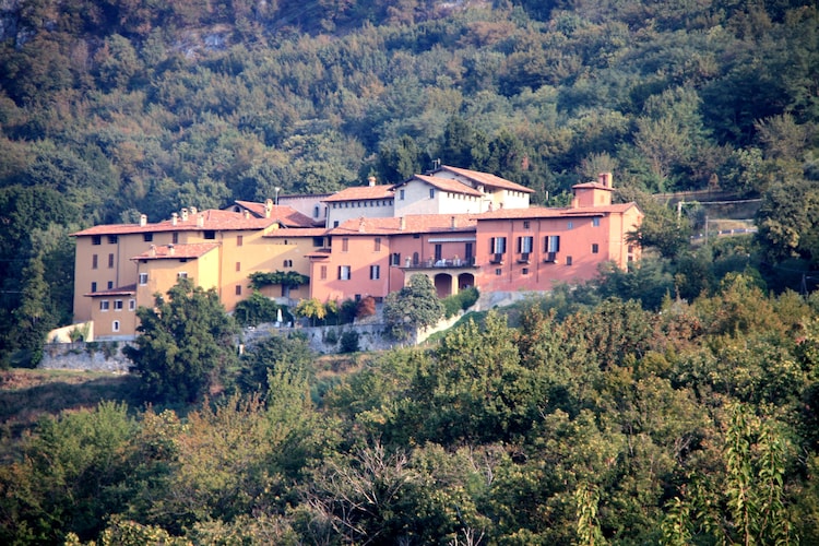 Mansion Lakes of Italy