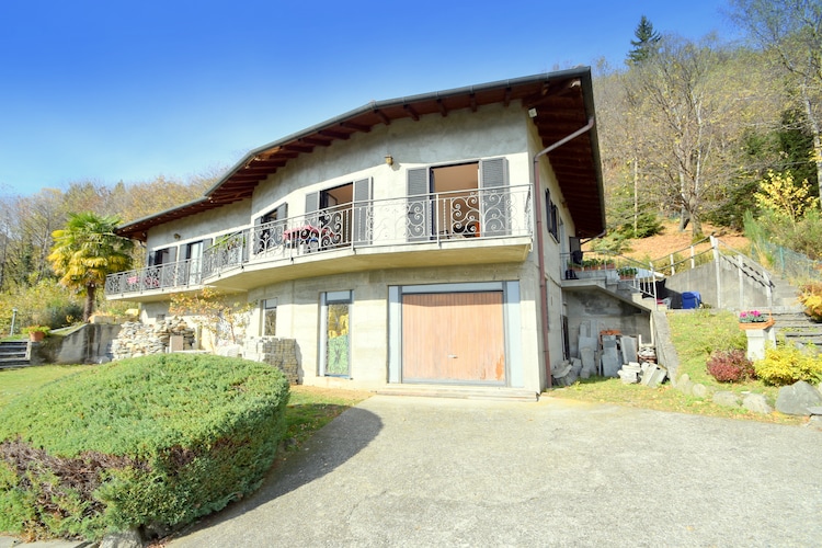 Apartment Lakes of Italy