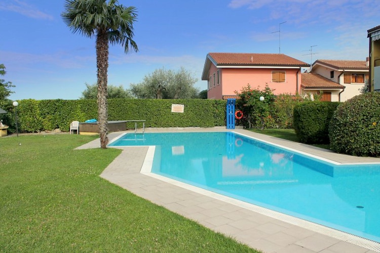 Apartment Lakes of Italy