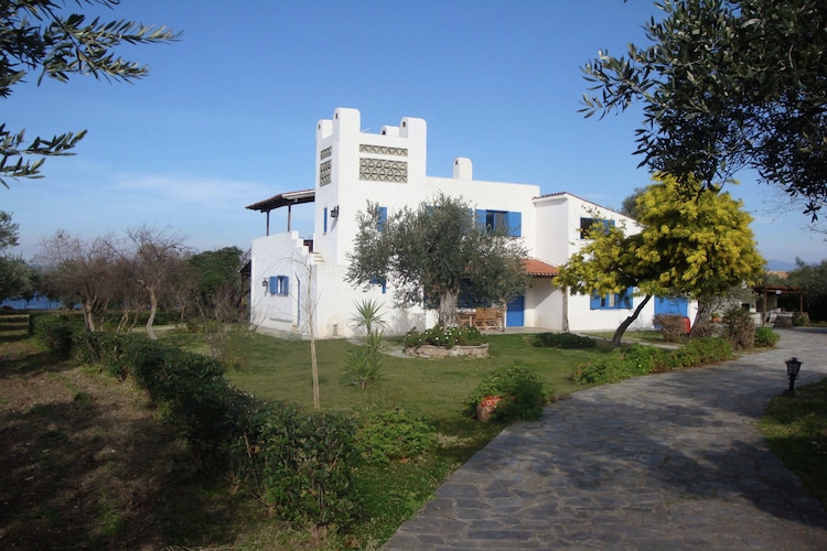 Cottage Central Greece