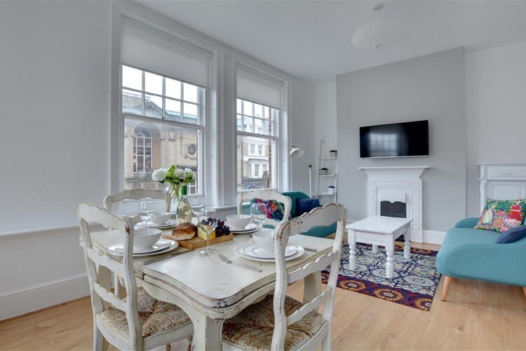 Apartment Kent