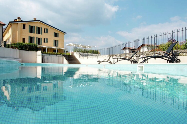 Apartment Lakes of Italy