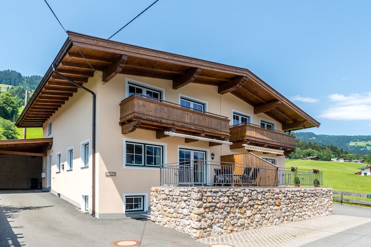 Affitto casa indipendente vacanze Brixen im thale