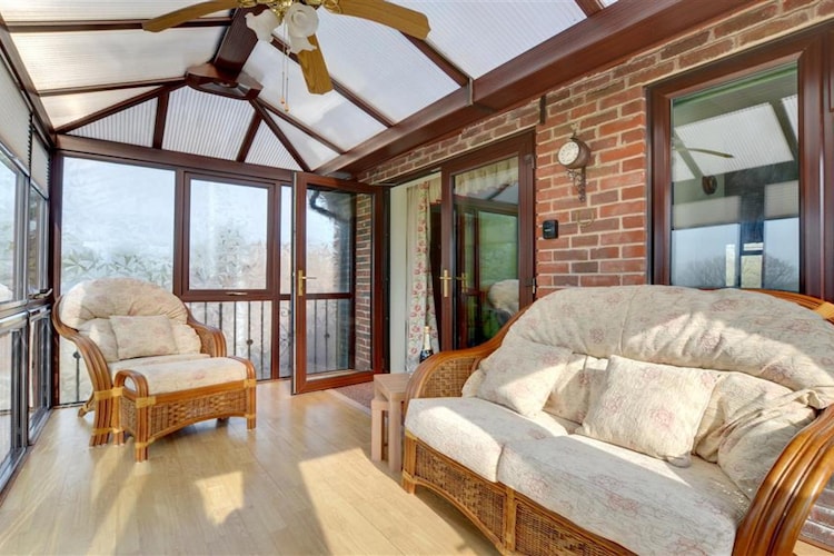 Apartment Kent