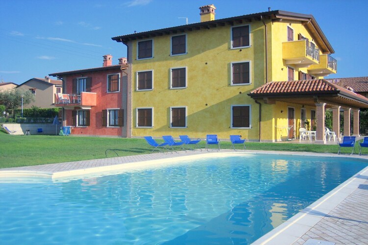 Apartment Lakes of Italy