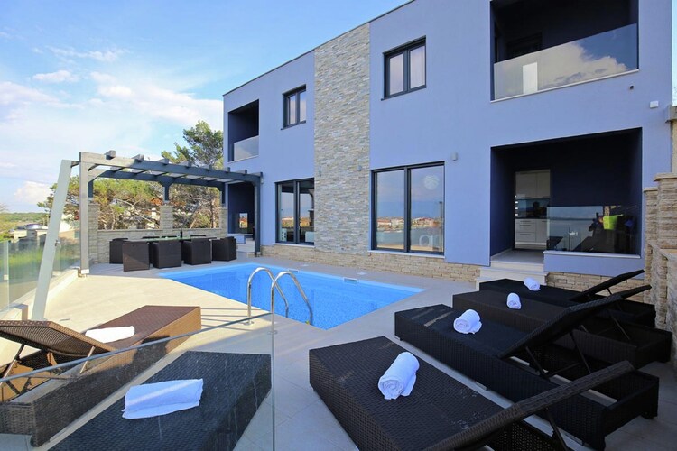 Villa Dalmatia