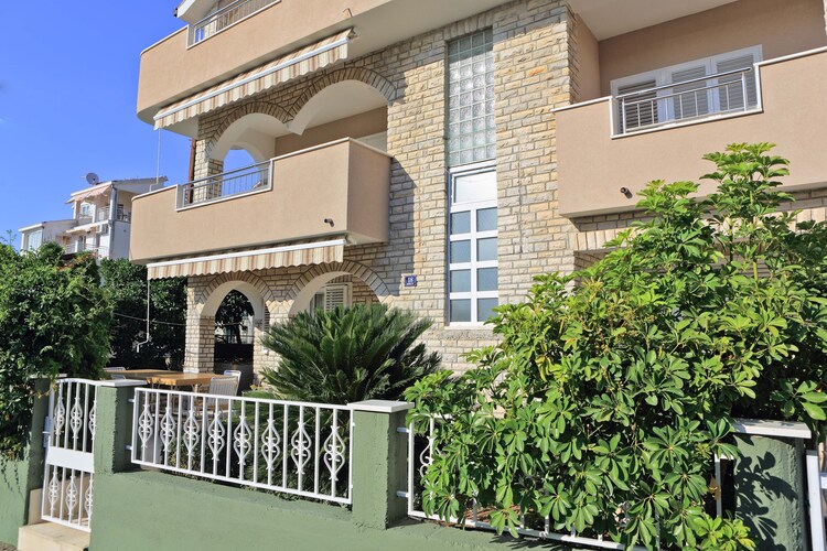 Apartment Islands