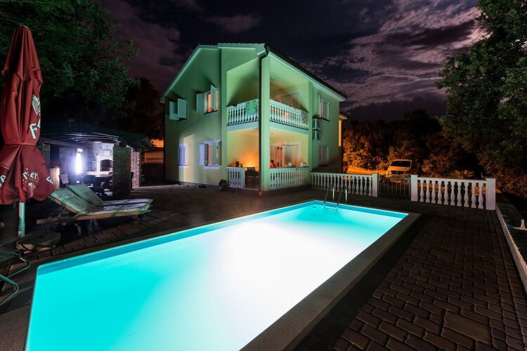 Apartment Islands