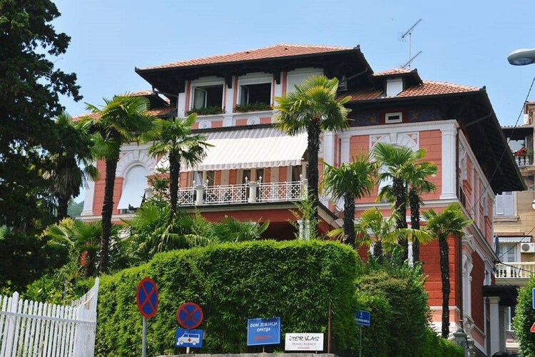 Apartment Kvarner