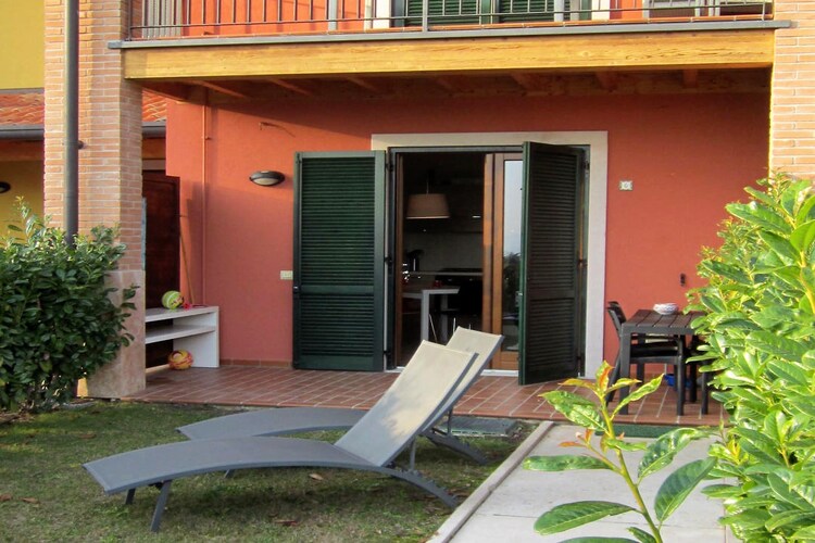 Apartment Lakes of Italy