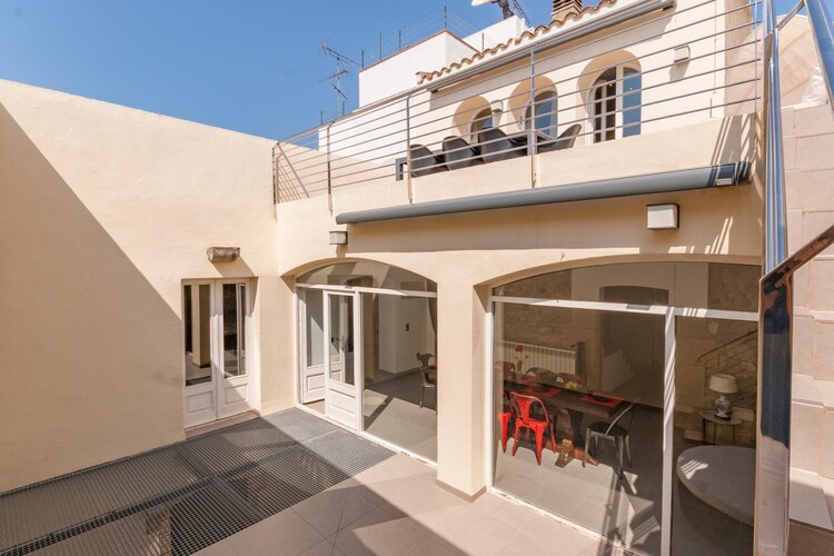 Mansion Costa Brava