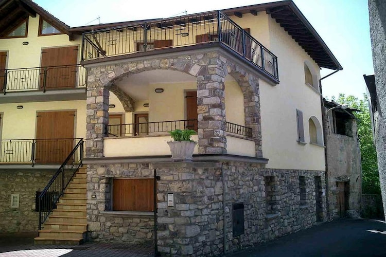 Apartment Lakes of Italy